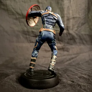 Figura Coleccionista: Capitán América (Marvel)