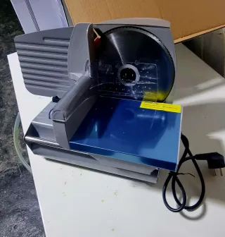 Cortafiambres SEVERIN INOX 180W