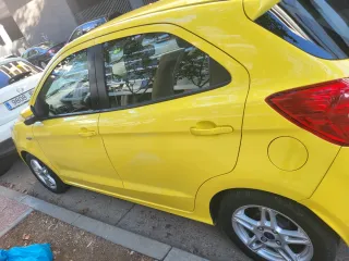 Vendo alquiler por meses de Ford Ka +