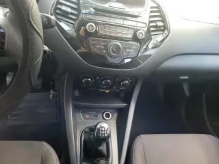 Vendo alquiler por meses de Ford Ka +