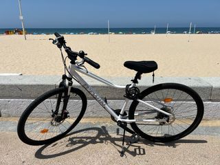 Bicicleta Trekking Riverside 500 Blanca