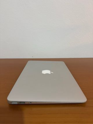 MacBook Air 11,6" Plata