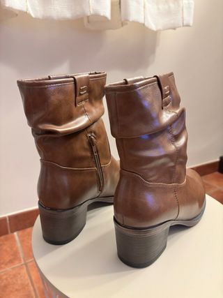 Botas Anna Field marrones talla 38