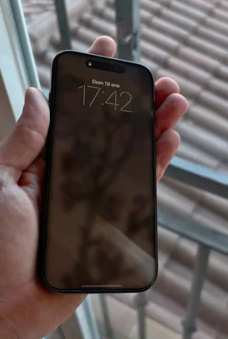iPhone 16 Pro FACTURA • 256GB • Black Titanium