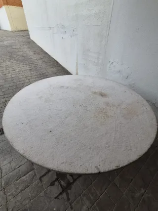 Mesa redonda madera y metal