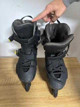 Patines en línea negros Rollerblade