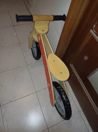 Bicicleta madera sin pedales