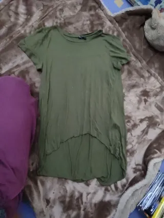 Camiseta verde Stradivarius talla M