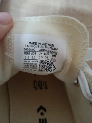 Zapatillas Converse Blancas.