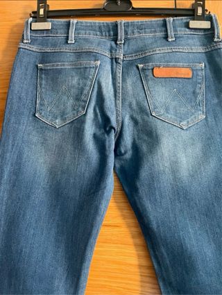 Pantalón vaquero Wrangler W28 L32