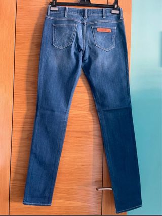 Pantalón vaquero Wrangler W28 L32