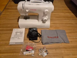 Máquina de coser Singer con bolsa de transporte