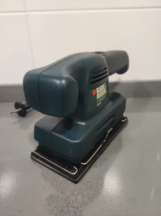 Lijadora Black&Decker CD300 135W