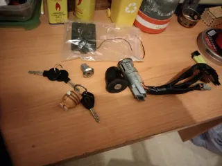 Bombín Aixam con llave y clausor