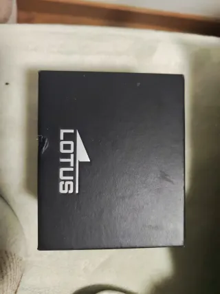 Reloj Lotus niño negro y rojo con pulsera