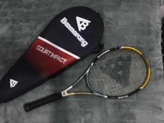 Raqueta de tenis Boomerang con funda