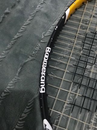 Raqueta de tenis Boomerang con funda