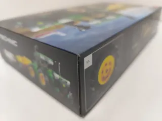 LEGO 42136 TECHNIC John Deere 9620R 4WD Tractor