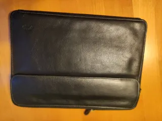 Portafolios de piel negro/marrón