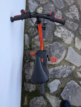 Bicicleta infantil B'twin naranja