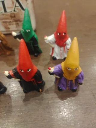Figuras Papones Semana Santa de León.