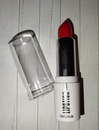 Lote Maquillaje Deliplus: Labial, Sombras, Brillo