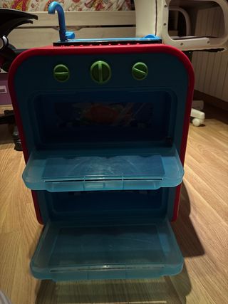 Cocinita de juguete cubo con ruedas