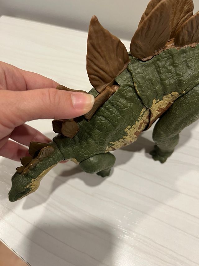 Dinosaurio Jurassic World Stegosaurus Dino scape