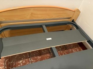 Habitación individual completa de madera