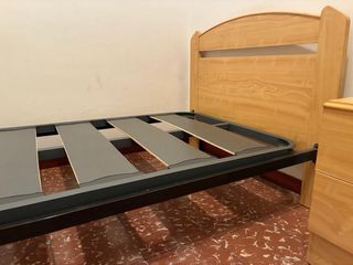 Habitación individual completa de madera