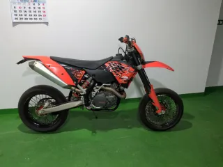 Moto KTM 450cc, 4T.
