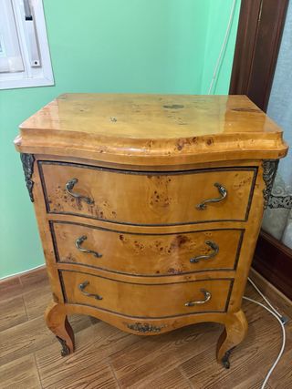 Cómoda Clásica Francesa Madera Olivo