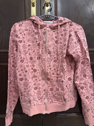 Chaqueta deportiva floral