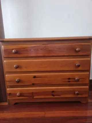 Cómoda de madera 4 cajones
