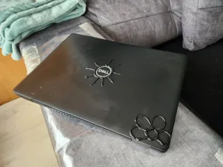 Portátil Dell Inspiron 3481