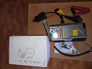 Arrancador de Coche, compresor de Ruedas.