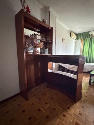 Mueble Bar Madera y Cuero Marrón