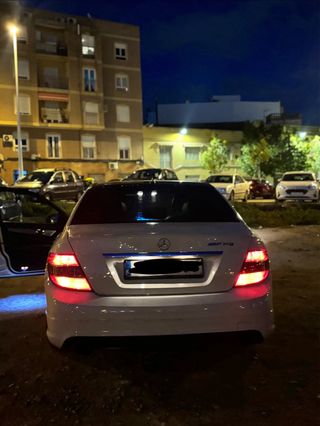 Mercedes-Benz Clase C 2011