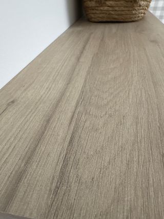 Estantería de madera