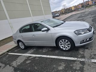 Volkswagen Passat 2013