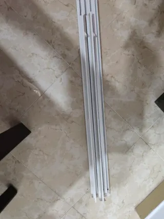 Panel japonés blanco roto con bordado