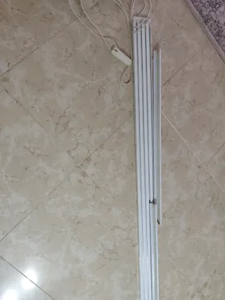 Panel japonés blanco roto con bordado