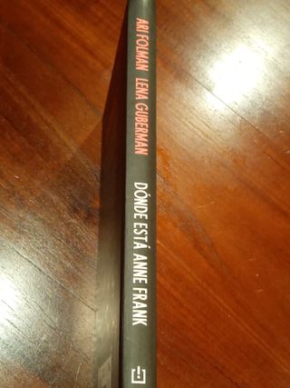 ¿Dónde está Anne Frank? / Where is Anne Frank? ...