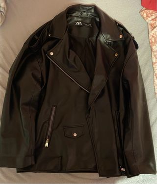 Chaqueta de cuero negra Zara