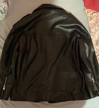 Chaqueta de cuero negra Zara