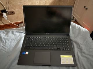Portátil Asus Vivobook Negro y Dorado