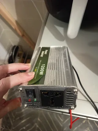 Inversor 1200W 24V DC a 220V AC