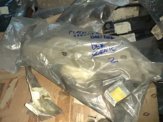 Rejilla Delantera Renault Clio 3 Nueva