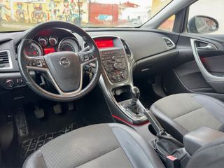 Opel Astra 2014 1.7 CDTi 130cv