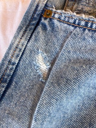 Pantalón vaquero mujer corte moderno